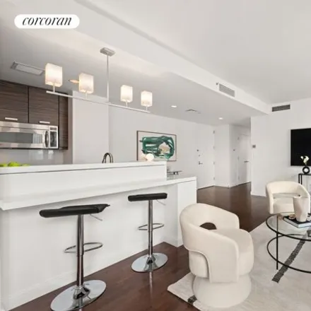 Image 6 - 221 East 34th Street, New York, NY 10016, USA - Condo for sale