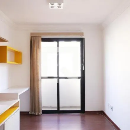 Buy this 2 bed apartment on Rua Doutor Gabriel dos Santos 67 in Santa Cecília, São Paulo - SP