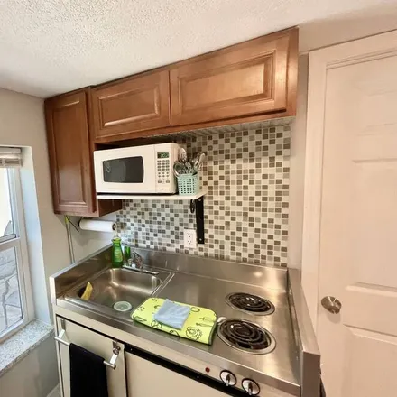 Image 2 - Edgewater, FL, 32132 - Apartment for rent