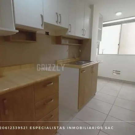 Image 1 - Calle 2, Comas, Lima Metropolitan Area 15314, Peru - Apartment for rent