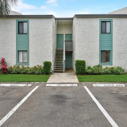 Buy this 1 bed condo on 116th Avenue in Saint Petersburg, FL 33716