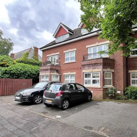 Rent this 2 bed apartment on Groveley Lodge in Florence Road, Bournemouth