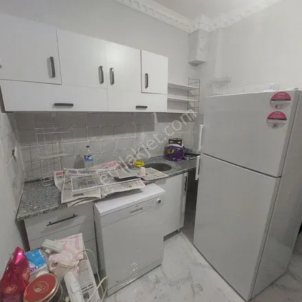 Rent this 1 bed apartment on Has Kardeş börek ve cafe in Aşık Veysel Caddesi 50, 34307 Küçükçekmece