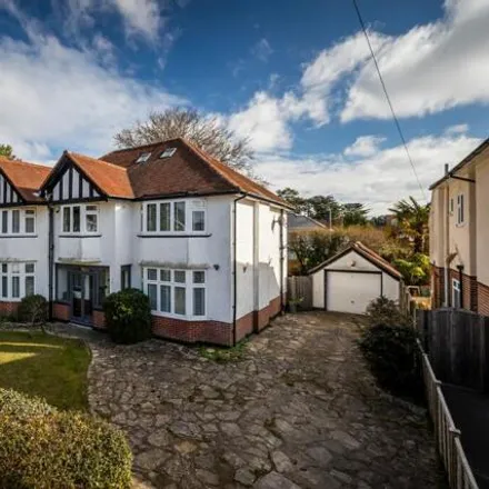 Image 4 - Cassel Avenue, Branksome Chine, Bournemouth, BH4 8JN, United Kingdom - House for sale