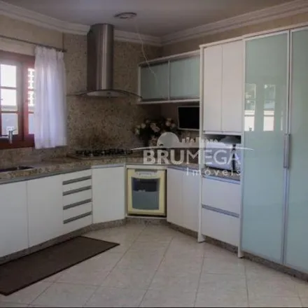 Buy this 4 bed house on Rua Bartolomeu Pruner in Jardim Maluche, Brusque - SC