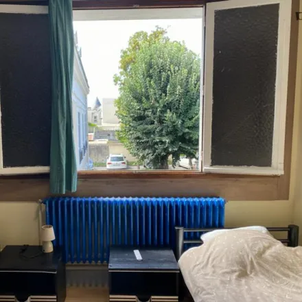 Rent this 2studio room on 7 Rue Parmentier in 91600 Savigny-sur-Orge, France