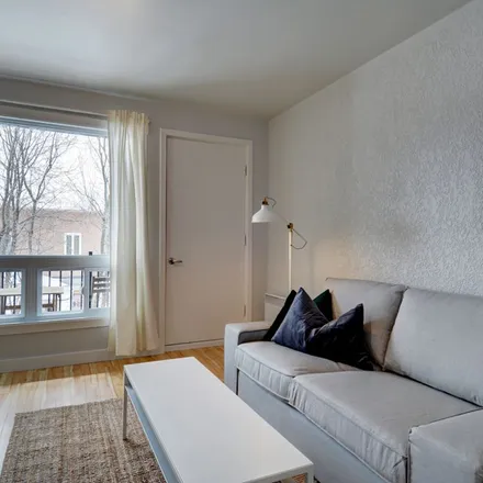 Rent this 1 bed apartment on 140 Boulevard des Alliés in Quebec, QC G1L 3M2