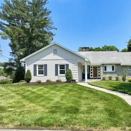 Buy this 4 bed house on 42 Lincoln Ave in West Hartford, Connecticut