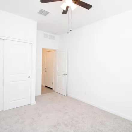Image 9 - North 144th Drive, Surprise, AZ 85001, USA - Apartment for rent