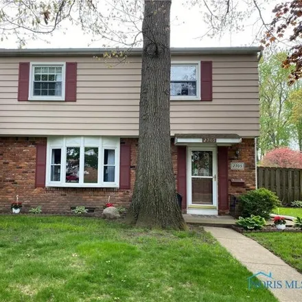 Buy this 4 bed house on 5987 Everwood Road in Ferndale, Toledo