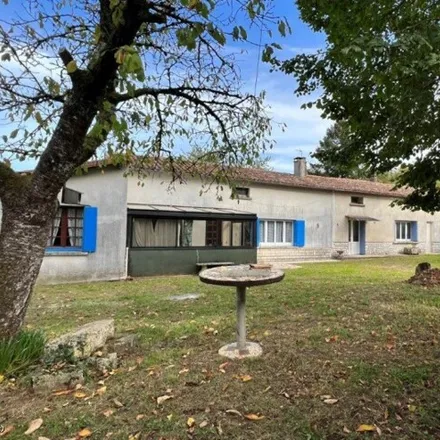 Buy this 3 bed house on Villefagnan in Charente, France