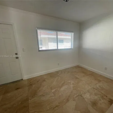 Image 3 - 1914 Northeast 46th Street, Coral Hills, Fort Lauderdale, FL 33308, USA - Condo for rent