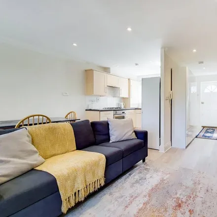 Rent this 2 bed townhouse on Townsend Mews in London, SW18 3QD