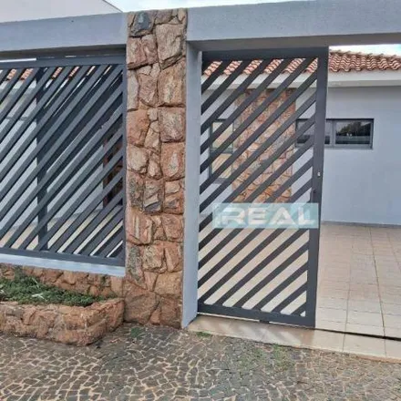 Rent this 3 bed house on Avenida dos Expedicionários in Jardim Fortaleza, Paulínia - SP