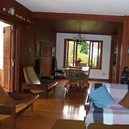 Rent this 6 bed house on Teresópolis
