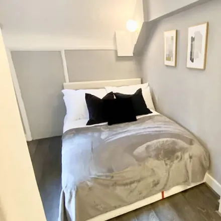 Rent this 1 bed apartment on London in SW7 4AY, United Kingdom