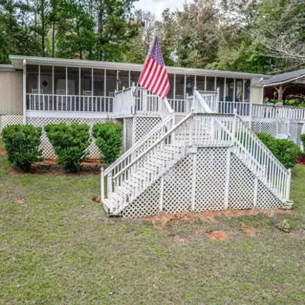 Buy this studio apartment on 56 Helton Pope Road in Hancock County, GA 31087