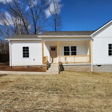 Buy this 3 bed house on 371 Elm Street2 in Hickory Heights, Lewisburg