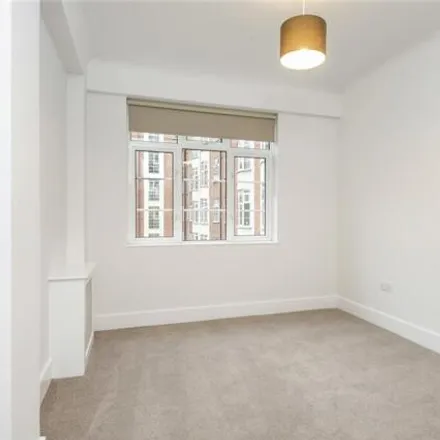 Image 4 - Grove End Gardens, 33 Grove End Road, London, NW8 9ND, United Kingdom - Room for rent