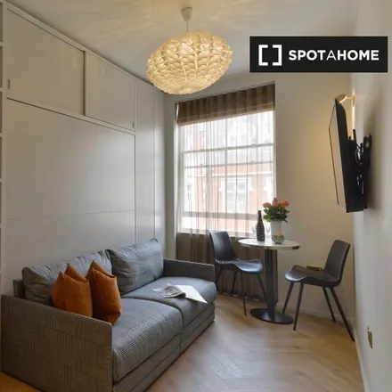 Rent this studio apartment on 3 Foulis Terrace in London, SW7 3LZ