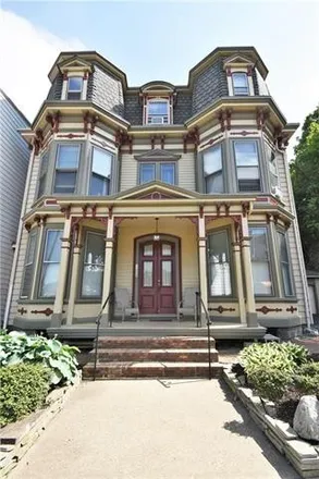 Rent this 1 bed apartment on Colonial Pizza and Spaghetti House in Spring Garden Street, Easton