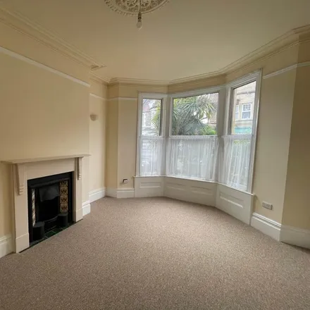 Image 4 - Clifton Road, Weston-super-Mare, BS23 1EW, United Kingdom - House for rent