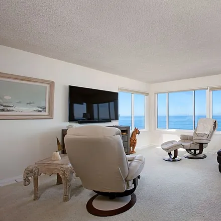 Rent this 2 bed condo on Solana Beach in CA, 92075