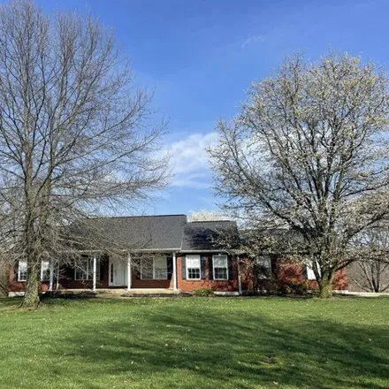 Buy this 3 bed house on 15954 Lebanon-Crittenden Road in Verona, Boone County