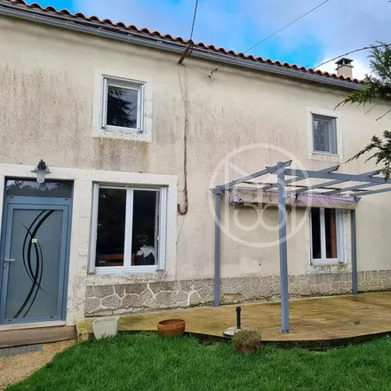 Buy this 3 bed house on École maternelle Chaunay in Rue des Charrières, 86510 Chaunay