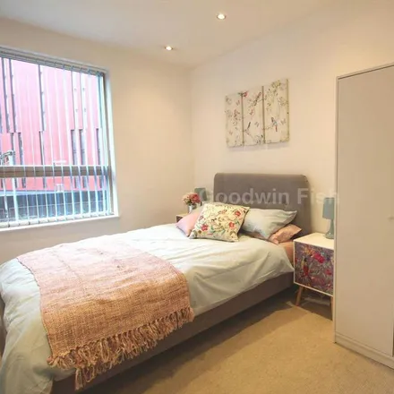 Image 5 - 11-15 Whitworth Street West, Manchester, M1 5DB, United Kingdom - Apartment for rent