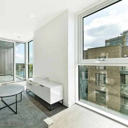 Image 2 - Hartingtons, Scrimgoeur Place, London, N4 2QF, United Kingdom - Apartment for rent