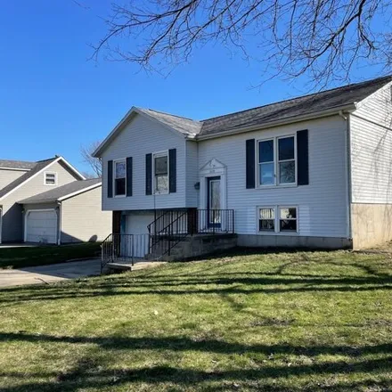 Buy this 3 bed house on 1142 East Bogardus Street in Paxton, IL 60957