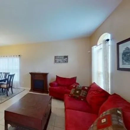 Buy this 6 bed apartment on 10690 Willow Ridge Loop in Woodland Lakes, Orlando
