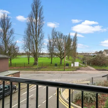 Image 4 - Brook Close, West Bedfont, TW19 7AW, United Kingdom - Apartment for rent