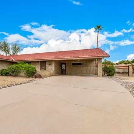 Buy this 3 bed house on 14499 Blackfoot Lane in Fountain Hills, AZ 85268