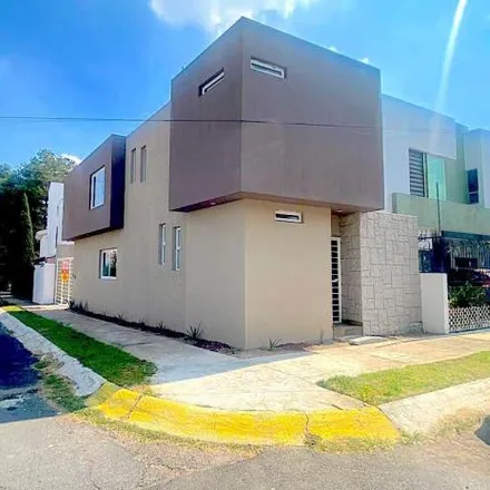 Buy this 3 bed house on Calle Paseo Reina Victoria in Colinas del Rey, 45133 Zapopan