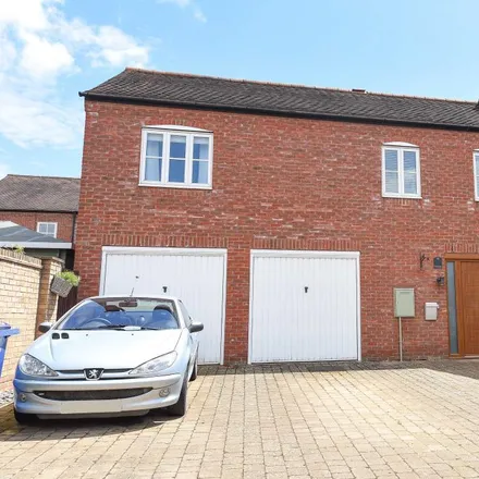 Rent this 2 bed house on Ashmead Road in The Mill, Banbury