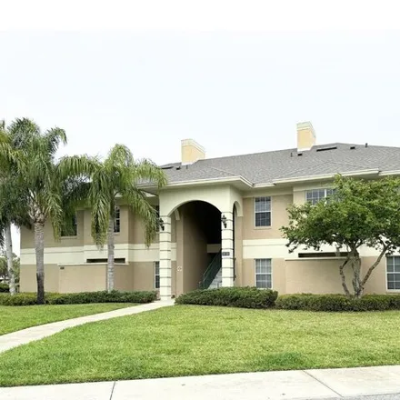 Buy this 2 bed condo on 1273 Eagle Pond Drive in Polk County, FL 33884