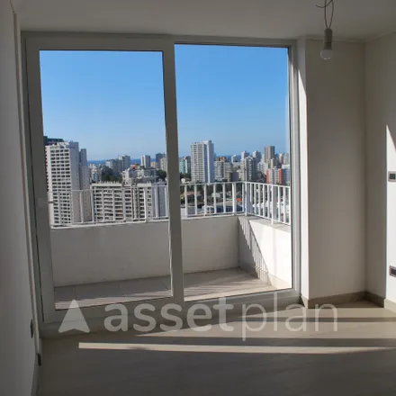 Rent this 4 bed apartment on P. Mackenna in 252 0534 Viña del Mar, Chile