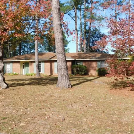 Image 3 - 1932 Ridgewood Drive, Columbia, MS 39429, USA - House for sale