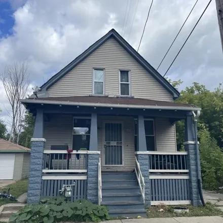 Buy this 4 bed house on 1964 West Finn Place in Milwaukee, WI 53206