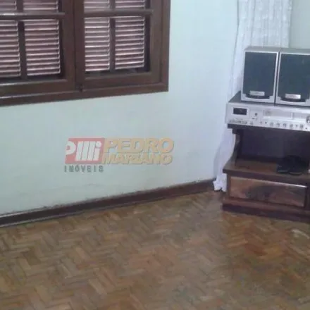 Buy this 3 bed house on Rua Marechal Badoglio in Rudge Ramos, São Bernardo do Campo - SP