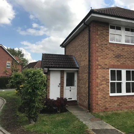Rent this 1 bed house on Colne Drive in Didcot, OX11 7SG