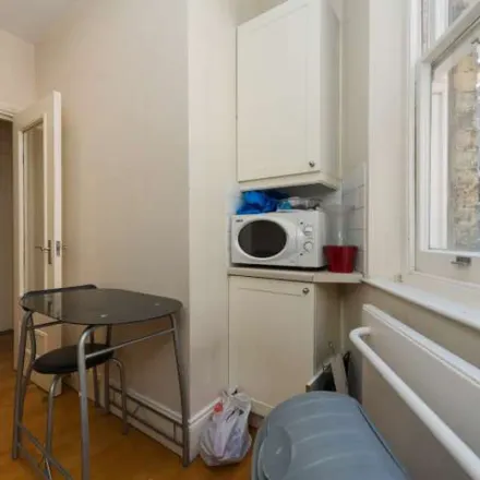 Image 3 - Stanfords, 12-14 Long Acre, London, WC2E 9LP, United Kingdom - Apartment for rent