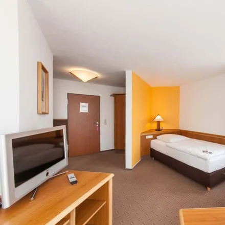 Image 1 - Hotel Strijewski, Rostocker Straße 2, 38444 Wolfsburg, Germany - Room for rent