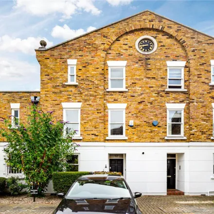 Rent this 4 bed apartment on 3 Palace Mews in London, SW6 7TQ