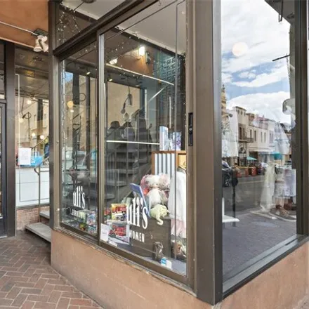 Image 4 - Uli's Clothing Boutique, 208 West San Francisco Street, Santa Fe, NM 87501, USA - House for sale
