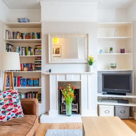 Rent this 2 bed apartment on 53-55 Aylmer Road in London, W12 9LG