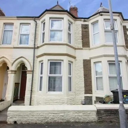 Rent this 5 bed townhouse on Tewkesbury Street in Cardiff, CF24 4QQ
