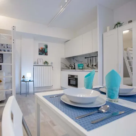 Rent this studio apartment on El Mulk Lillah in Via Padova 179, 20127 Milan MI
